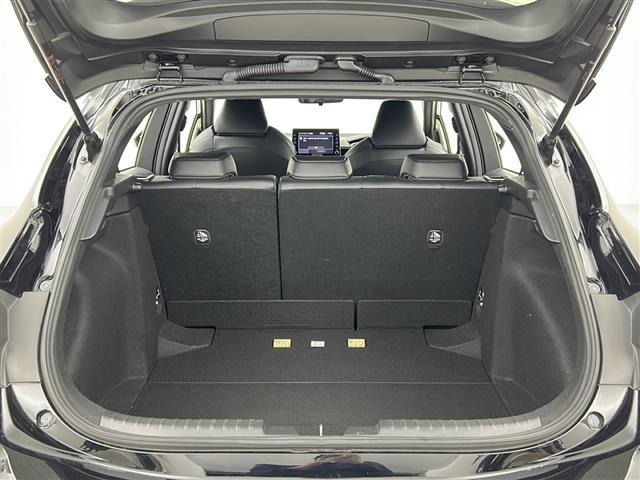 カローラスポーツ ハイブリッドＧ　禁煙車／トヨタセーフティ／ＢＳＭ／ＲＣＴＡ／ＲＣＣ／純正ＤＡ／Ｂカメラ／純正ＥＴＣ／純正ドラレコ／革巻ステア／ステアスイッチ／スマートキー／ハーフレザーシート／ＬＥＤヘッド／ＬＥＤフォグ／純正フロア（15枚目）