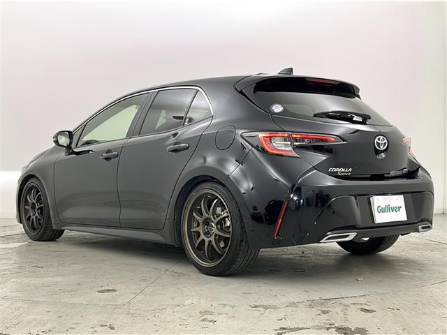 カローラスポーツ ハイブリッドＧ　禁煙車／トヨタセーフティ／ＢＳＭ／ＲＣＴＡ／ＲＣＣ／純正ＤＡ／Ｂカメラ／純正ＥＴＣ／純正ドラレコ／革巻ステア／ステアスイッチ／スマートキー／ハーフレザーシート／ＬＥＤヘッド／ＬＥＤフォグ／純正フロア（19枚目）