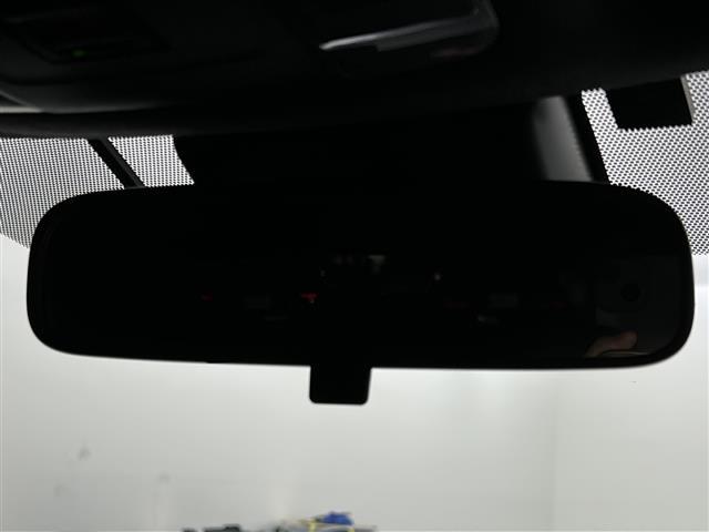 カローラスポーツ ハイブリッドＧ　禁煙車／トヨタセーフティ／ＢＳＭ／ＲＣＴＡ／ＲＣＣ／純正ＤＡ／Ｂカメラ／純正ＥＴＣ／純正ドラレコ／革巻ステア／ステアスイッチ／スマートキー／ハーフレザーシート／ＬＥＤヘッド／ＬＥＤフォグ／純正フロア（30枚目）