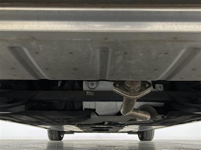 ＭＡＺＤＡ３セダン ＸＤ　Ｌパッケージ　禁煙車／本革シート／ＢＯＳＥサウンド／全周囲カメラ／アイアクティブ／ＨＵＤ／純正ナビ／ＥＴＣ／ドラレコ／シートヒーター／パワーシート／ステアヒーター／革巻ステア／スマートキー／純正１８インチアルミ（43枚目）