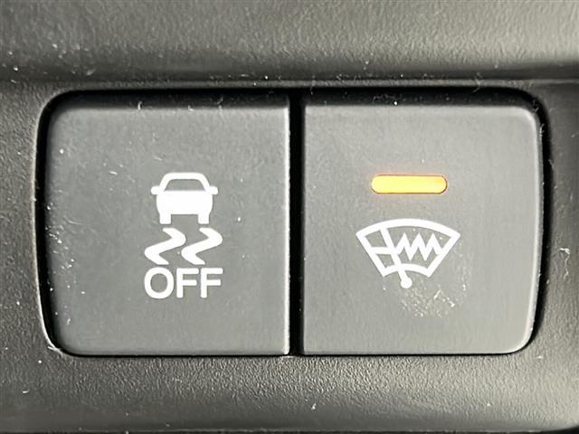 フリードハイブリッド ジャストセレクション 禁煙車/両側電動ドア/クルーズコントロール/バックカメラ/ビルトインETC/フルセグテレビ/7インチナビ/純正15インチアルミ/純正フロアマット/冬タイヤ積込/スマートキー/スペアキー/横滑り防止機能(9枚目)