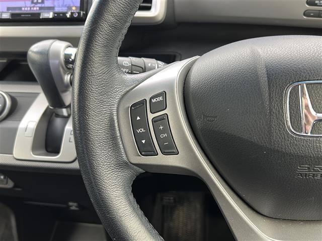 フリードハイブリッド ジャストセレクション 禁煙車/両側電動ドア/クルーズコントロール/バックカメラ/ビルトインETC/フルセグテレビ/7インチナビ/純正15インチアルミ/純正フロアマット/冬タイヤ積込/スマートキー/スペアキー/横滑り防止機能(22枚目)