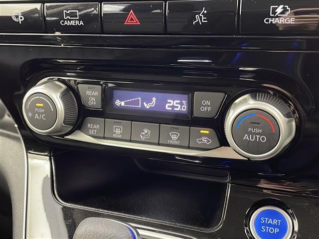 セレナ ｅ－パワー　ハイウェイスターＶ　禁煙車／天吊モニター／プロパイロット／パーキングアシスト／後側方支援／衝突軽減／車線維持／純正１０型ナビ／全周囲カメラ／前後ドライブレコーダー／ＥＴＣ／両側電動ドア／電動パーキング／純正１５型アルミ（10枚目）