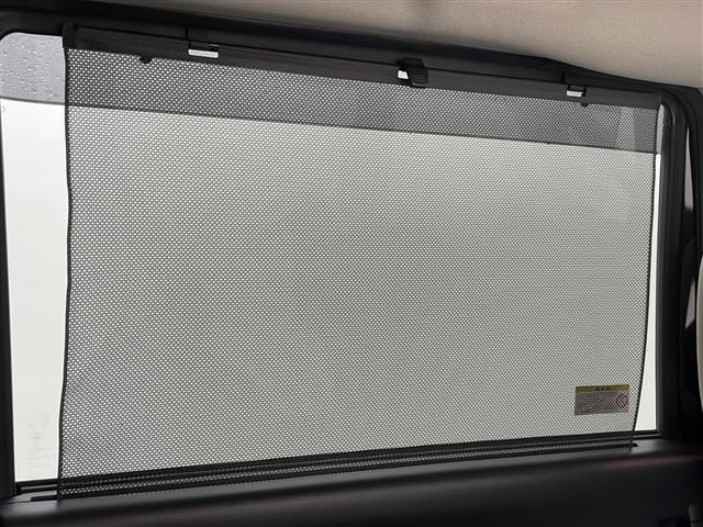 セレナ ｅ－パワー　ハイウェイスターＶ　禁煙車／天吊モニター／プロパイロット／パーキングアシスト／後側方支援／衝突軽減／車線維持／純正１０型ナビ／全周囲カメラ／前後ドライブレコーダー／ＥＴＣ／両側電動ドア／電動パーキング／純正１５型アルミ（31枚目）