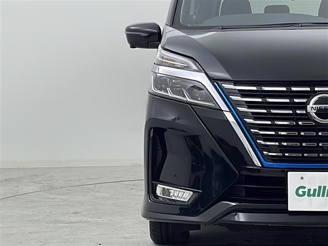 セレナ ｅ－パワー　ハイウェイスターＶ　禁煙車／天吊モニター／プロパイロット／パーキングアシスト／後側方支援／衝突軽減／車線維持／純正１０型ナビ／全周囲カメラ／前後ドライブレコーダー／ＥＴＣ／両側電動ドア／電動パーキング／純正１５型アルミ（40枚目）