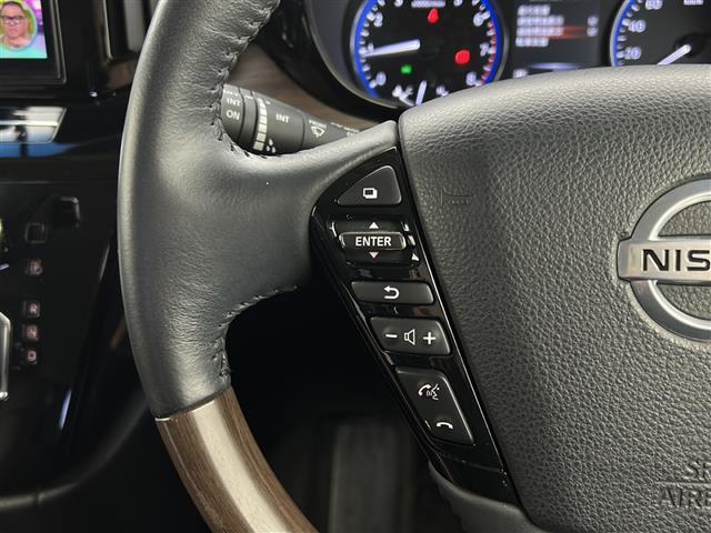 エルグランド 250ハイウェイスターS アーバンクロム 禁煙車/全周囲カメラ/ACC/エマブレ/純正9インチナビ/Bluetooth/ブルーレイ/バックカメラ/両側電動ドア/ハーフレザーシート/ビルトインETC2.0/ナビ連動ドラレコ/LEDヘッドライト(21枚目)