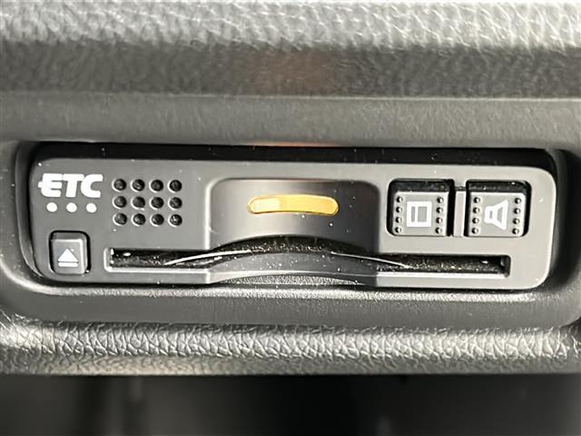 ステップワゴンスパーダ スパーダ・クールスピリット ホンダセンシングブラスタ 禁煙車/特別仕様車/全周囲カメラ/後席モニター/両側電動ドア/ホンダセンシング/純正ナビ/フルセグTV/ドラレコ一体型ミラー/ETC/ハーフレザー/シートヒーター/スマートキー×2/純正アルミ(11枚目)