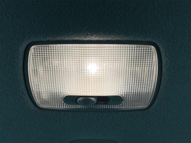 Ｎ－ＷＧＮカスタム カスタム　ＳＳクールパッケージ　禁煙車／特別仕様車／ＣＴＢＡ／純正７型ナビ／フルセグＴＶ／バックカメラ／ハーフレザーシート／革巻ステア／ステアスイッチ／プッシュスタート／スマートキー×２／無限フロアマッド／フォグランプ／オートライト（29枚目）