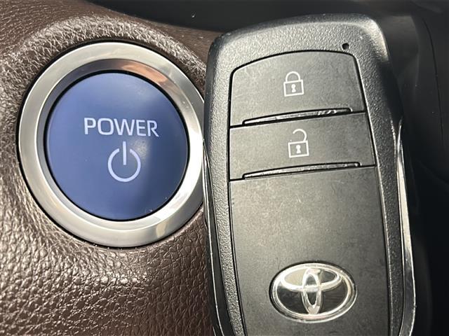 ヤリスクロス ハイブリッドＺ　禁煙車／トヨタセーフティー／ＲＣＣ／全周囲カメラ／純正ナビ／ビルトインＥＴＣ／ドラレコ／シートヒーター／パワーシート／ハーフレザーシート／ステアヒーター／革巻きステア／スマートキー×２／純正１８アルミ（27枚目）