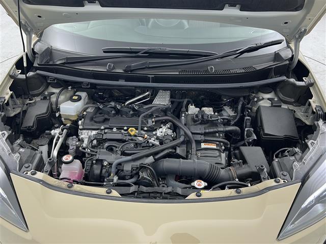 ヤリスクロス ハイブリッドＺ　禁煙車／トヨタセーフティー／ＲＣＣ／全周囲カメラ／純正ナビ／ビルトインＥＴＣ／ドラレコ／シートヒーター／パワーシート／ハーフレザーシート／ステアヒーター／革巻きステア／スマートキー×２／純正１８アルミ（42枚目）