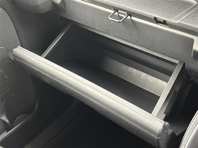 シエンタ ハイブリッドZ 禁煙車/衝突軽減/車線維持/レーダークルーズコントロール/ブラインドスポットモニター/両側電動ドア/純正ディスプレイオーディオ/バックカメラ/AC100V/ビルトインETC/純正アルミ/LEDヘッド(30枚目)