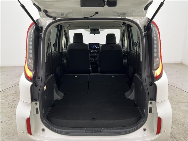 シエンタ ハイブリッドZ 禁煙車/衝突軽減/車線維持/レーダークルーズコントロール/ブラインドスポットモニター/両側電動ドア/純正ディスプレイオーディオ/バックカメラ/AC100V/ビルトインETC/純正アルミ/LEDヘッド(35枚目)