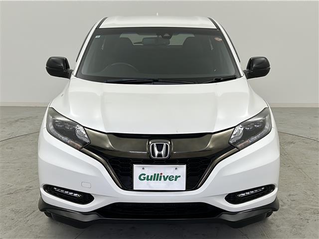 ヴェゼル ハイブリッドRS・ホンダセンシング 禁煙/ホンダセンシング/純正ナビ/フルセグTV/バックカメラ/ETC/革巻ステアリング/パドルシフト/スマートキー×2/ハーフレザー/シートヒーター/LEDヘッド/LEDフォグ/電子パーキングブレーキ(17枚目)