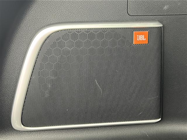 ハリアーハイブリッド Ｚ　禁煙車／ＪＢＬ／トヨタセーフティセンス／ＲＣＴＡ／ＨＵＤ／純正１２．３型ナビ／フルセグ／バックカメラデジタルミラードラレコ内臓／ハーフレザー／ＥＴＣ２．０／ＬＥＤヘッドライト／純正１９インチアルミ（3枚目）