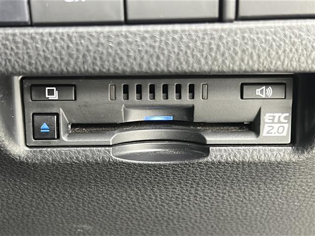 ハリアーハイブリッド Ｚ　禁煙車／ＪＢＬ／トヨタセーフティセンス／ＲＣＴＡ／ＨＵＤ／純正１２．３型ナビ／フルセグ／バックカメラデジタルミラードラレコ内臓／ハーフレザー／ＥＴＣ２．０／ＬＥＤヘッドライト／純正１９インチアルミ（25枚目）