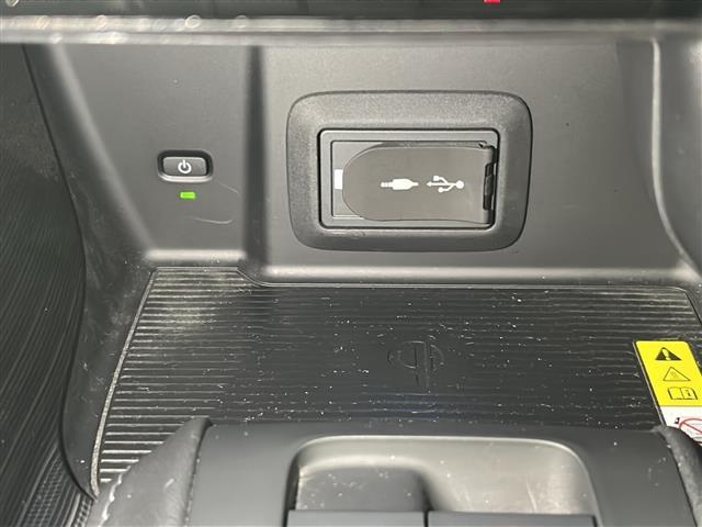 ハリアーハイブリッド Ｚ　禁煙車／ＪＢＬ／トヨタセーフティセンス／ＲＣＴＡ／ＨＵＤ／純正１２．３型ナビ／フルセグ／バックカメラデジタルミラードラレコ内臓／ハーフレザー／ＥＴＣ２．０／ＬＥＤヘッドライト／純正１９インチアルミ（31枚目）