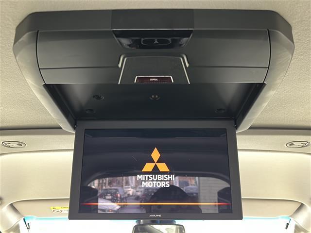 デリカD:5 ジャスパー 禁煙車/ワンオーナー/電動ステップ/天吊モニター/BIGX11型ナビ/全周囲カメラ/ACC/BSM/両側電動ドア/電動リアゲート/ハーフレザー/シートヒーター/LEDヘッドライト/ETC/純正アルミ(3枚目)