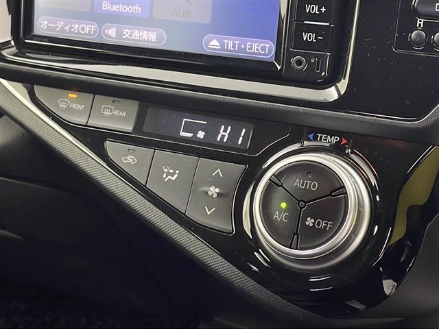 アクア Sスタイルブラック 禁煙車/トヨタセーフティ/純正ナビ/バックカメラ/ワンセグTV/ドライブレコーダー/プッシュスタート/スマートキー/純正フロアマッド/社外アルミホイール積み込み/アイドリングストップ/横滑り防止機能(10枚目)