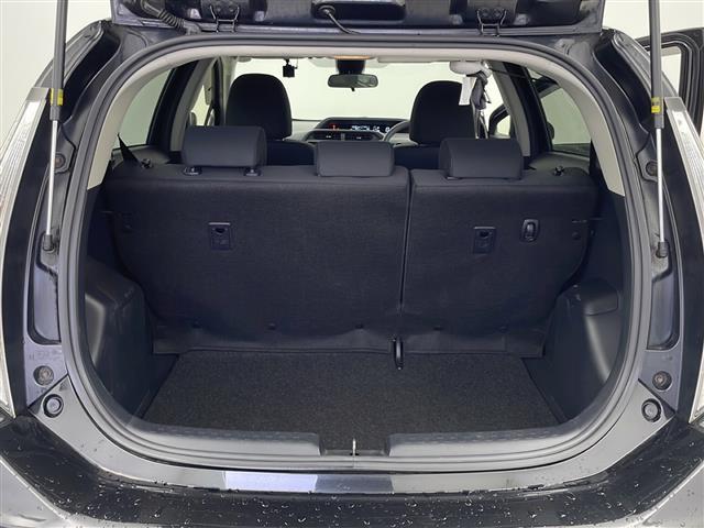 アクア Sスタイルブラック 禁煙車/トヨタセーフティ/純正ナビ/バックカメラ/ワンセグTV/ドライブレコーダー/プッシュスタート/スマートキー/純正フロアマッド/社外アルミホイール積み込み/アイドリングストップ/横滑り防止機能(15枚目)