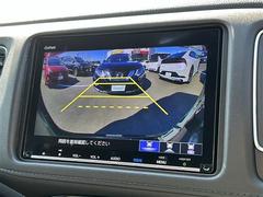 【バックモニター】後ろのカメラの映像をモニターに映し出すことができます！後方の見えない死角や、障害物との距離感をしっかり確認することができます！駐車が苦手な方におすすめです。 5