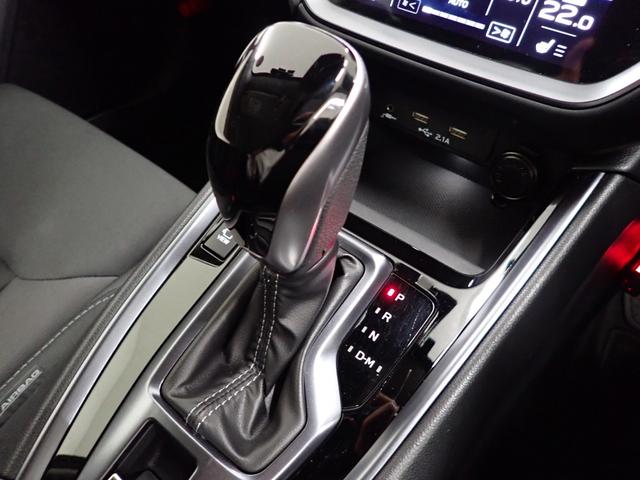 レヴォーグ ＧＴ　ＥＸ　４ＷＤ　ドライブレコーダー　ＥＴＣ　バックカメラ　ナビ　クリアランスソナー　オートクルーズコントロール　衝突被害軽減システム　アルミホイール　オートライト　ＬＥＤヘッドランプ　スマートキー（21枚目）
