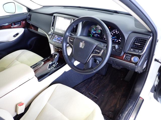 TOYOTA CROWN HYBRID ROYAL SALOON G