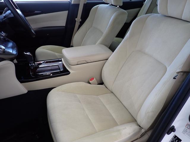 TOYOTA CROWN HYBRID ROYAL SALOON G