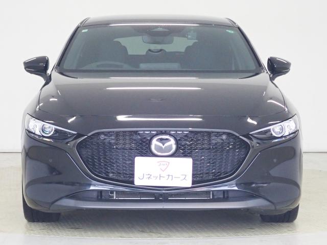 MAZDA3ファストバック 15Sツーリング 純正マツダコネクトナビ・ヘッドアップディスプレイ・ワイヤレス充電・衝突軽減ブレーキ・フルセグ・ブラインドスポットモニター(9枚目)