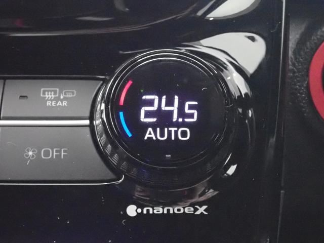 アクア GRスポーツ 純正10型DA・全方位カメラ・フルセグ・衝突軽減ブレーキ・純正17AW・ブラインドスポットモニター・レーンキープアシスト・クルーズコントロール(19枚目)