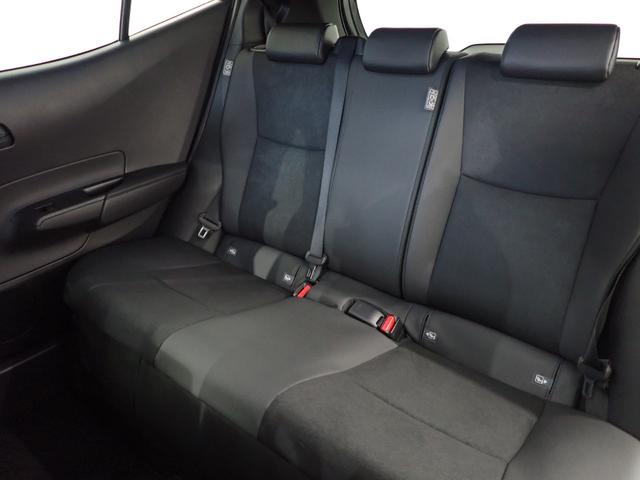 アクア GRスポーツ 純正10型DA・全方位カメラ・フルセグ・衝突軽減ブレーキ・純正17AW・ブラインドスポットモニター・レーンキープアシスト・クルーズコントロール(29枚目)