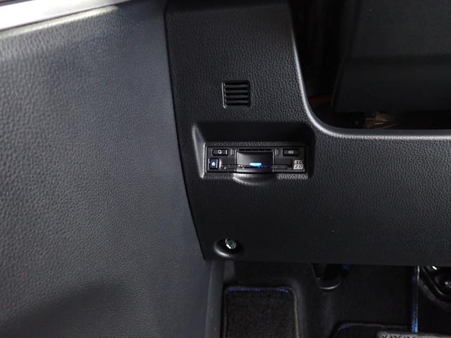 ヴォクシー ハイブリッドS-Z 純正10.5型ナビ・全方位カメラ・フルセグTV・両側電動スライドドア・デジタルインナーミラー・シートヒーター・アダプティブクルーズコントロール・レーンキープアシスト・パワーゲート・衝突軽減ブレーキ(19枚目)