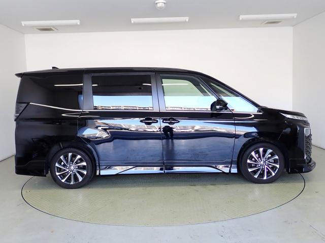 ヴォクシー ハイブリッドS-Z 純正10.5型ナビ・全方位カメラ・フルセグTV・両側電動スライドドア・デジタルインナーミラー・シートヒーター・アダプティブクルーズコントロール・レーンキープアシスト・パワーゲート・衝突軽減ブレーキ(39枚目)