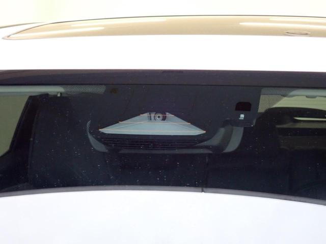NX NX250 ムーンルーフ・純正9.8インチナビ・フルセグTV・黒革シート・バックカメラ・アダプティブクルーズコントロール・レーンキープアシスト・パワーテールゲート・衝突軽減ブレーキ・ブラインドスポットモニター(13枚目)