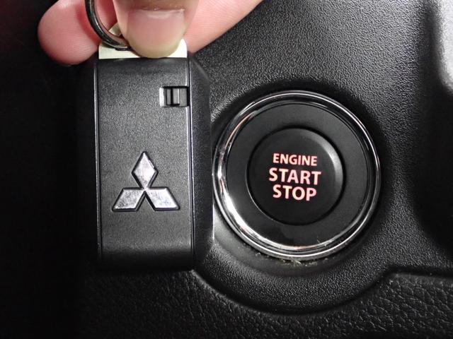 プッシュエンジンスタートシステム、エンジン始動・停止をワンタッチで行うことができます。