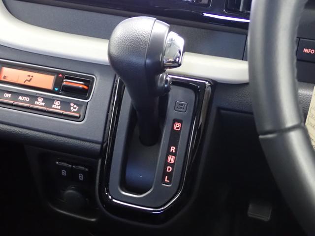 シフトレバー。ぜひ一度お客様の目で確認してください。