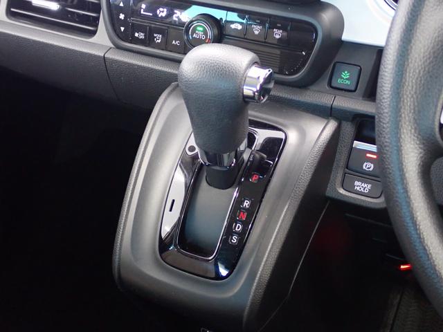 Ｎ－ＯＮＥ オリジナル　ホンダセンシング・衝突軽減ブレーキ・障害物センサー・ＬＥＤヘッドライト・スマートキー・社外ナビ・純正１４型アルミホイール・ハーフレザーシート・バックカメラ・Ｂｌｕｅｔｏｏｔｈ・ＥＴＣ・プッシュスタート（20枚目）