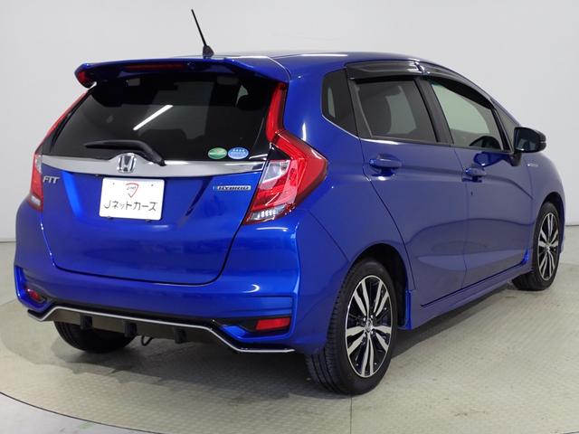 フィットハイブリッド Ｓ　ホンダセンシング　純正ナビ・フルセグＴＶ・バックカメラ・アダプティブクルーズコントロール・レーンキープアシスト・衝突軽減ブレーキ・ＬＥＤヘッドライト・純正１６インチＡＷ・ＥＴＣ・Ｂｌｕｅｔｏｏｔｈ・スマートキー・ＤＶＤ（8枚目）