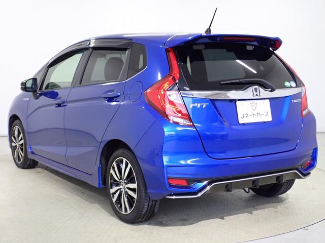 フィットハイブリッド Ｓ　ホンダセンシング　純正ナビ・フルセグＴＶ・バックカメラ・アダプティブクルーズコントロール・レーンキープアシスト・衝突軽減ブレーキ・ＬＥＤヘッドライト・純正１６インチＡＷ・ＥＴＣ・Ｂｌｕｅｔｏｏｔｈ・スマートキー・ＤＶＤ（11枚目）