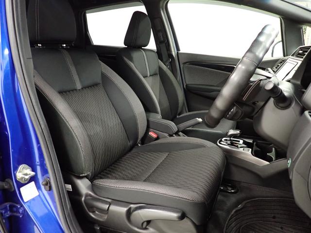 フィットハイブリッド Ｓ　ホンダセンシング　純正ナビ・フルセグＴＶ・バックカメラ・アダプティブクルーズコントロール・レーンキープアシスト・衝突軽減ブレーキ・ＬＥＤヘッドライト・純正１６インチＡＷ・ＥＴＣ・Ｂｌｕｅｔｏｏｔｈ・スマートキー・ＤＶＤ（25枚目）