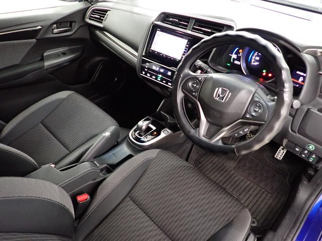 フィットハイブリッド Ｓ　ホンダセンシング　純正ナビ・フルセグＴＶ・バックカメラ・アダプティブクルーズコントロール・レーンキープアシスト・衝突軽減ブレーキ・ＬＥＤヘッドライト・純正１６インチＡＷ・ＥＴＣ・Ｂｌｕｅｔｏｏｔｈ・スマートキー・ＤＶＤ（26枚目）