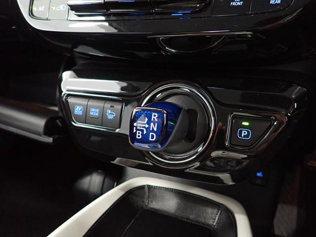 プリウス Aツーリングセレクション 純正9型ナビ・バックカメラ・フルセグTV・ハーフレザーシート・シートヒーター・アダプティブクルーズコントロール・レーンキープアラート・衝突軽減ブレーキ・障害物センサー・ETC・純正17AW・LED(17枚目)