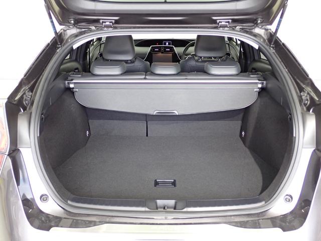 プリウス Aツーリングセレクション 純正9型ナビ・バックカメラ・フルセグTV・ハーフレザーシート・シートヒーター・アダプティブクルーズコントロール・レーンキープアラート・衝突軽減ブレーキ・障害物センサー・ETC・純正17AW・LED(30枚目)