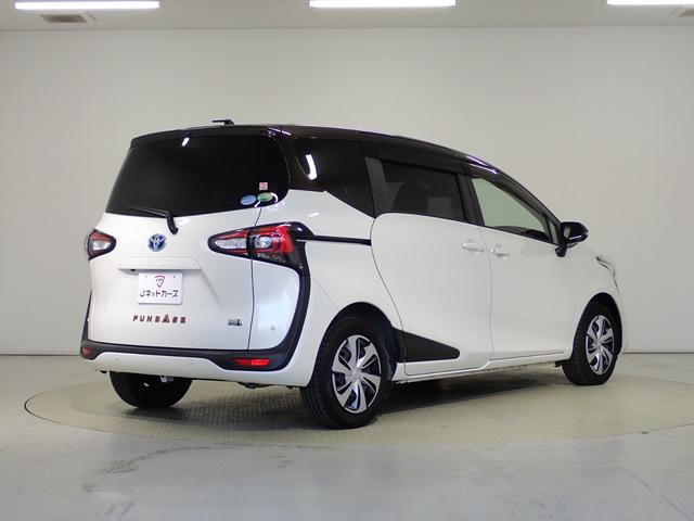 シエンタ ハイブリッド ファンベースG クエロ 純正ナビ・フルセグTV・両側電動スライドドア・バックカメラ・衝突軽減ブレーキ・LEDヘッドライト・障害物センサー・ETC2.0・HDMI・レーンキープアラート・Bluetooth・スマートキー(11枚目)