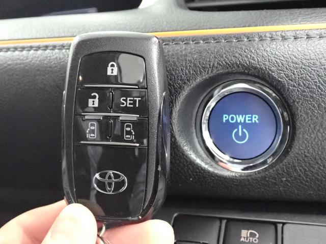 シエンタ ハイブリッド ファンベースG クエロ 純正ナビ・フルセグTV・両側電動スライドドア・バックカメラ・衝突軽減ブレーキ・LEDヘッドライト・障害物センサー・ETC2.0・HDMI・レーンキープアラート・Bluetooth・スマートキー(14枚目)