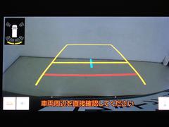 バックカメラも付いています。駐車の時に便利なのはもちろんの事、後方死角にいる子供たちに気が付くことができるので安心安全ですね 5