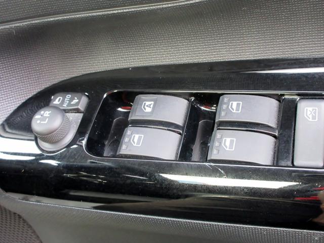 ムーヴキャンバス Ｇブラックインテリアリミテッド　ＳＡＩＩＩ　ブレーキサポート　ナビ　全周囲モニター　スマートキー　両側電動スライドドア　ＬＥＤヘッドライト　横滑り防止装置　レーンキープアシスト（41枚目）