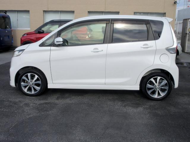 デイズ ハイウェイスター　Ｇターボ　修復歴無し　ワンオーナー　ナビ　フルセグＴＶ　ブルートゥース対応　アラウンドビューモニター　スマートキー　ＨＩＤ　電動格納ミラー（9枚目）