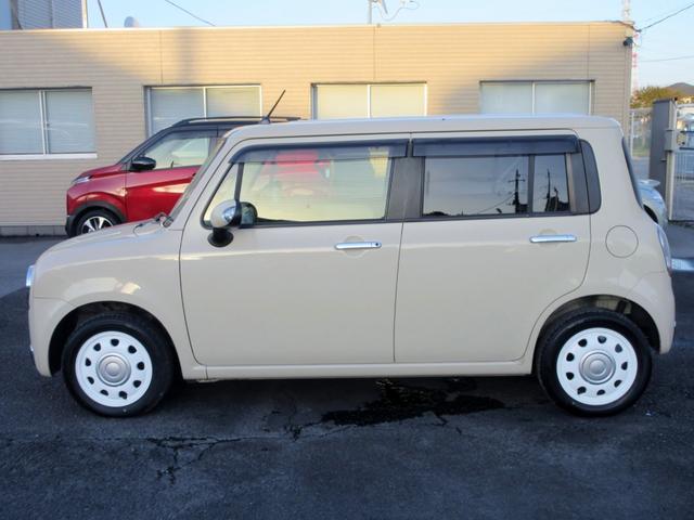 アルトラパンショコラ Ｘ　スマートフォン連携ナビ　ＴＶ　ブルートゥース対応　ＨＩＤ　専用内装　電動格納ミラー　アイドリングストップ　スマートキー（7枚目）