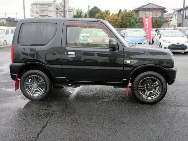 ジムニー ランドベンチャー ターボ 4WD 修復歴無し 5MT ナビ バックカメラ ブルートゥース対応 ハーフレザーシート シートヒーター 電動格納ミラー キーレス(7枚目)
