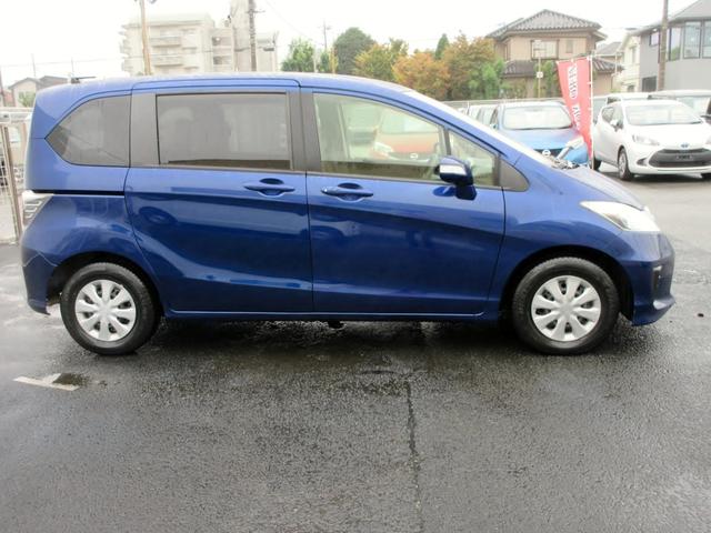 フリード G ジャストセレクション 6人 スマートキー HID パワースライドドア 横滑り防止装置 ETC(7枚目)